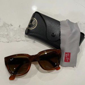 ☂️Ray-Ban 52MM Cat Eye Sunglasses